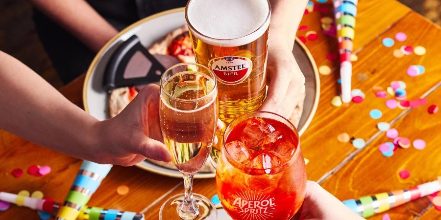 25% off on your birthday at Social Pub & Kitchen(p)