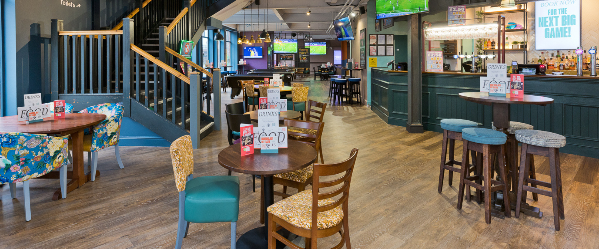 Interior of Hope & Anchor Liverpool (p)