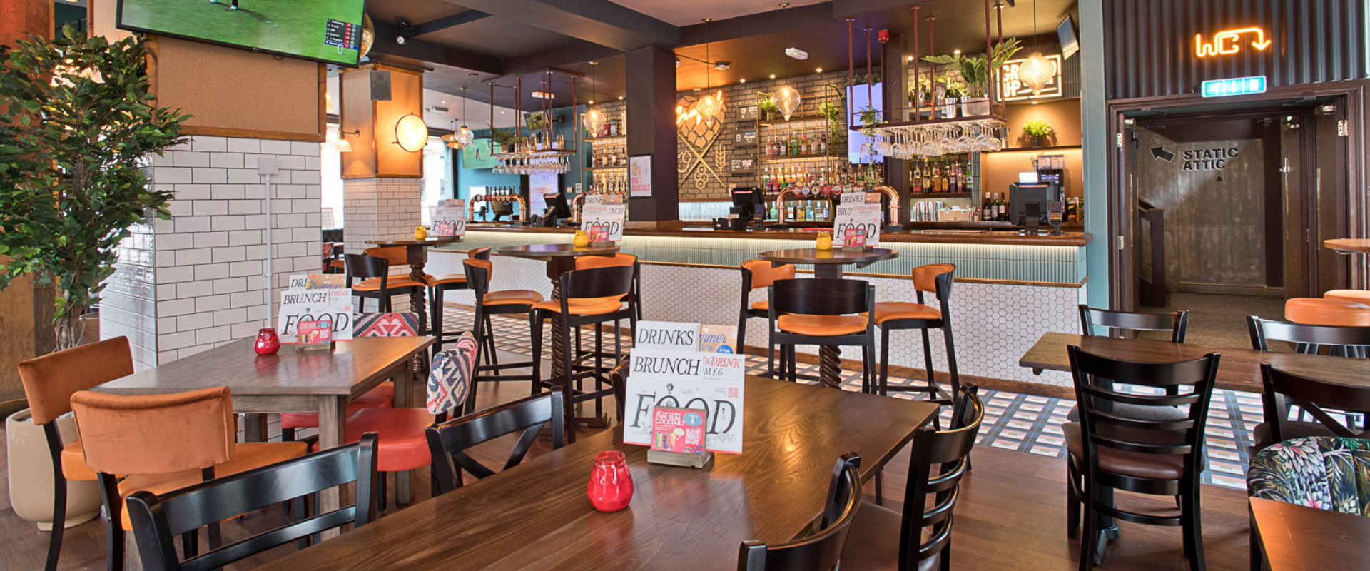 Interior of Faradays Nottingham (p)