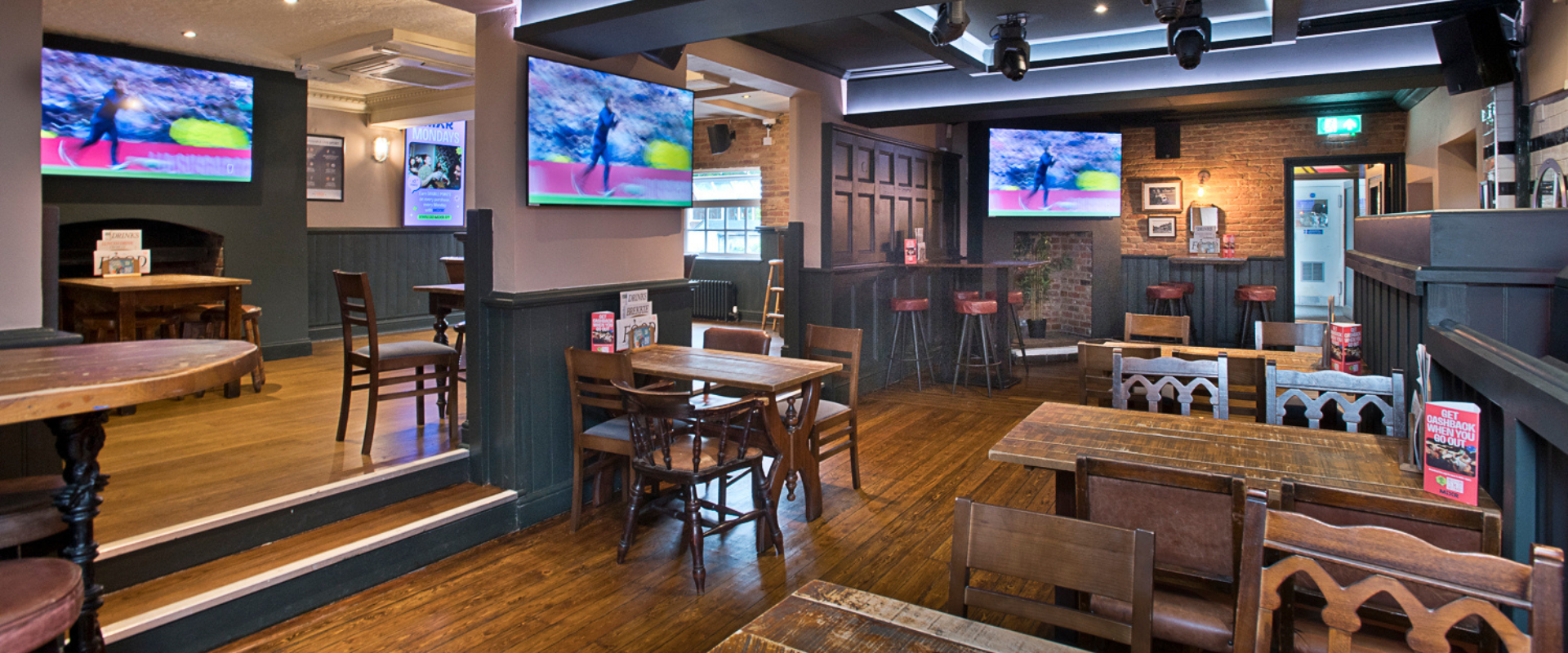 Interior of The Block & Gasket Burgess Hill (p)