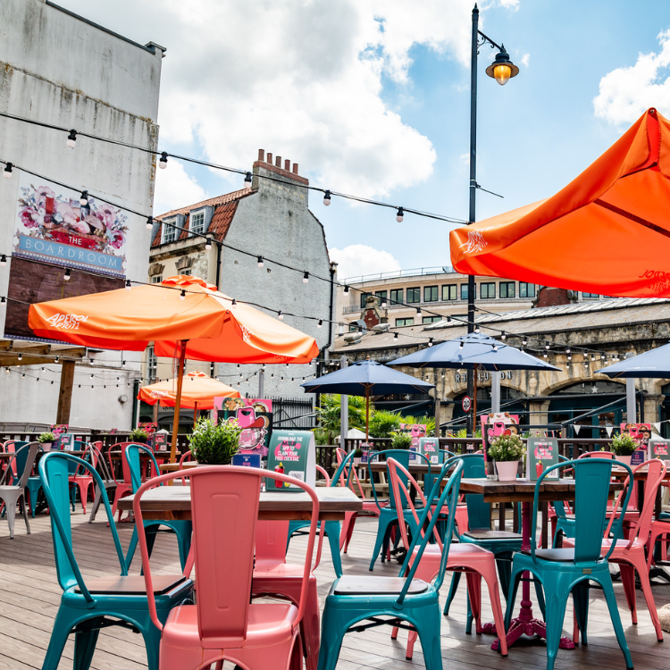 sunny Slug And Lettuce Bristol (p) beer garden