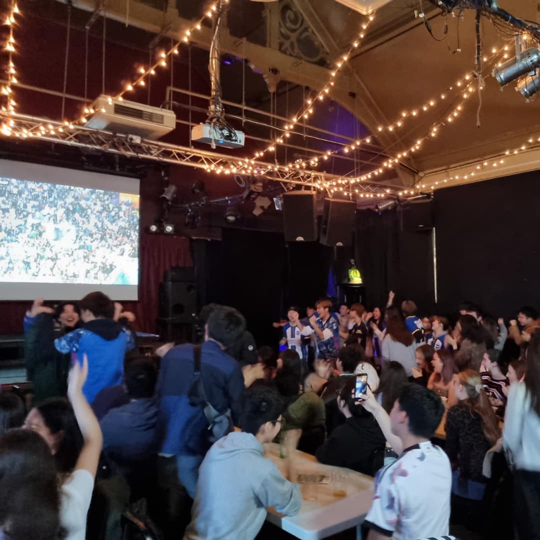 Private Hire in Leeds - Lending Room