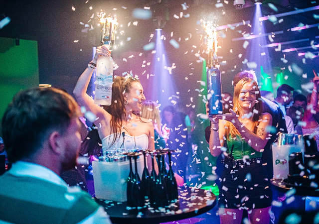 VIP package at Popworld