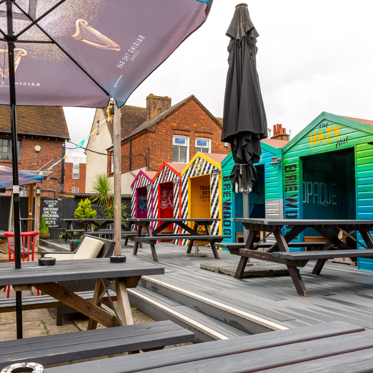 Outdoor Beer Garden in Blacksmith Arms St Albans (p) Outdoor Beer Garden in Blacksmith Arms St Albans (p)