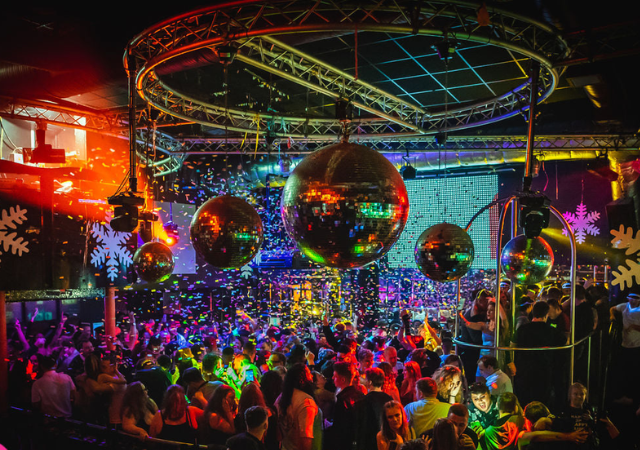 Popworld Glitterball Popworld Glitterball